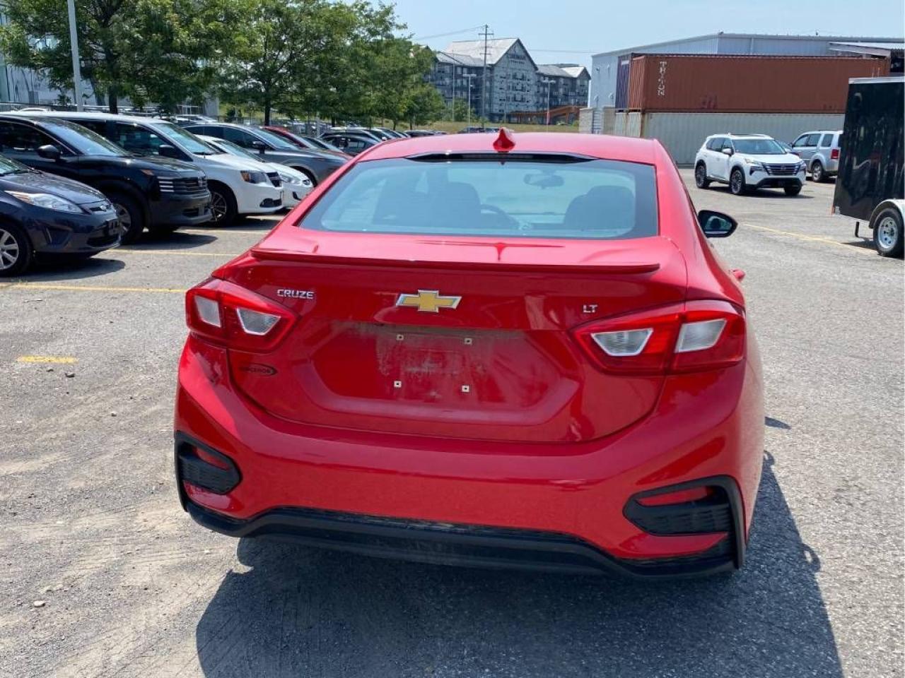 2017 Chevrolet Cruze 4dr Sdn 1.4L LT w/1SD - Photo #2