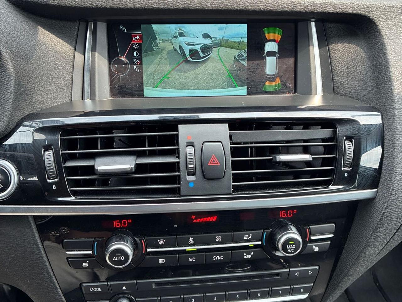 2015 BMW X3 xDrive28i Photo