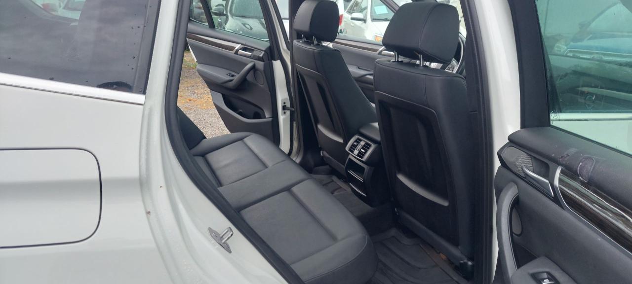 2015 BMW X3 AWD 4DR XDRIVE28i - Photo #24