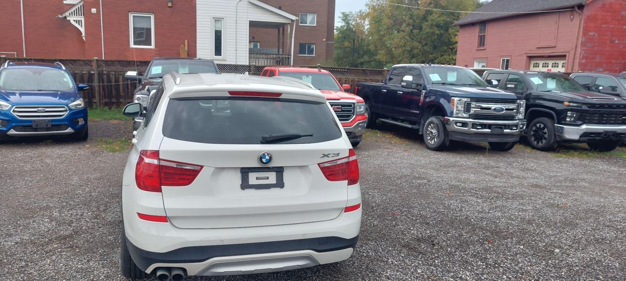 2015 BMW X3 xDrive28i Photo