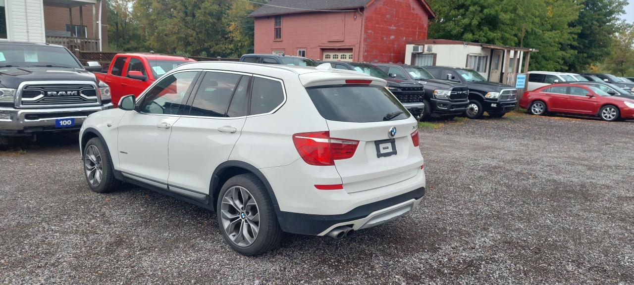 2015 BMW X3 AWD 4DR XDRIVE28i - Photo #9