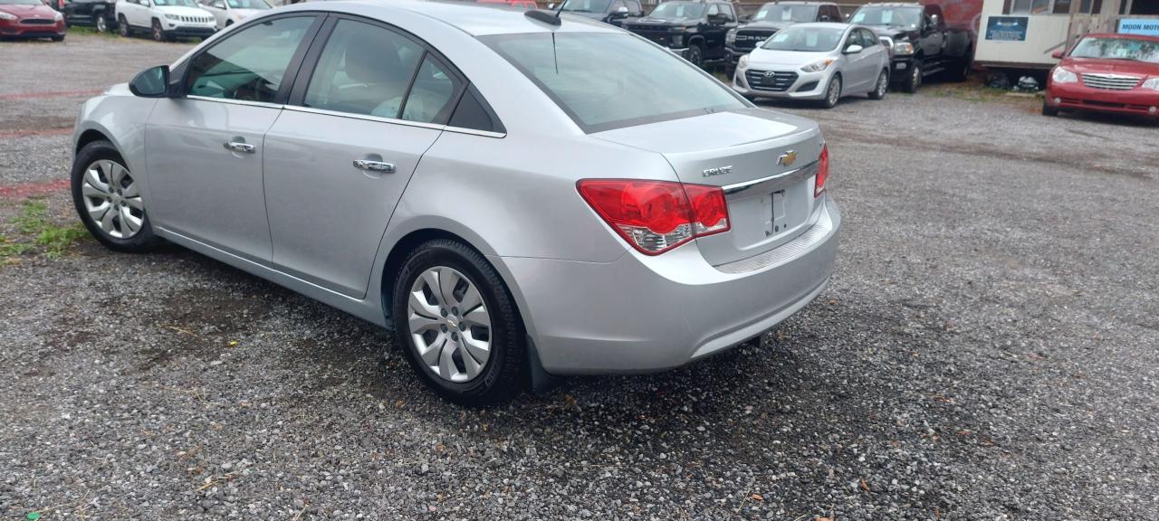 2015 Chevrolet Cruze 4dr Sdn 2LS - Photo #6