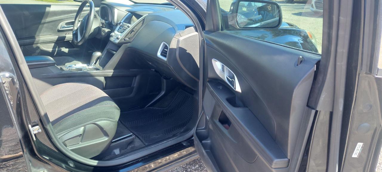 2017 Chevrolet Equinox AWD 4dr LT w/1LT - Photo #10