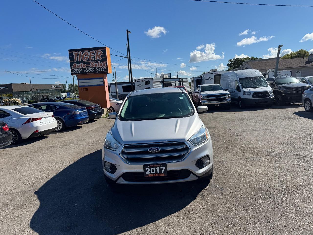 2017 Ford Escape ENGINE NEEDS REPAIR, SE, OVERHEATS - Photo #8