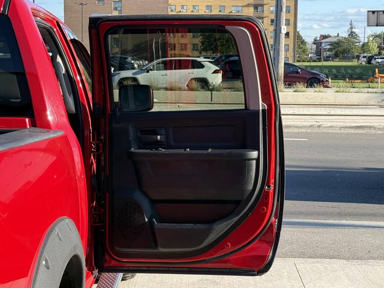 2017 RAM 1500 SLT | 5.7 V8 | FINANCE | Photo