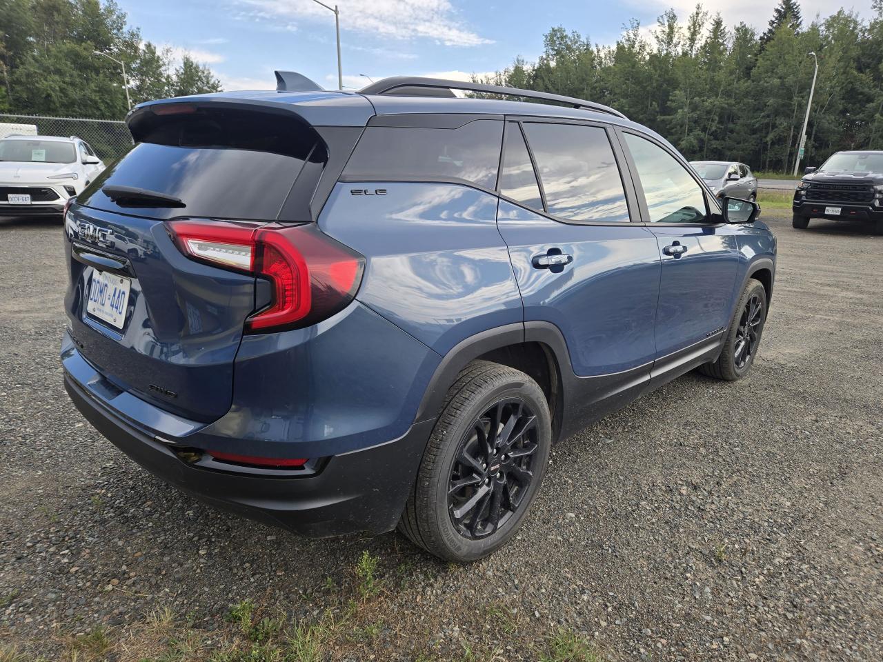 2024 GMC Terrain SLE - Photo #4