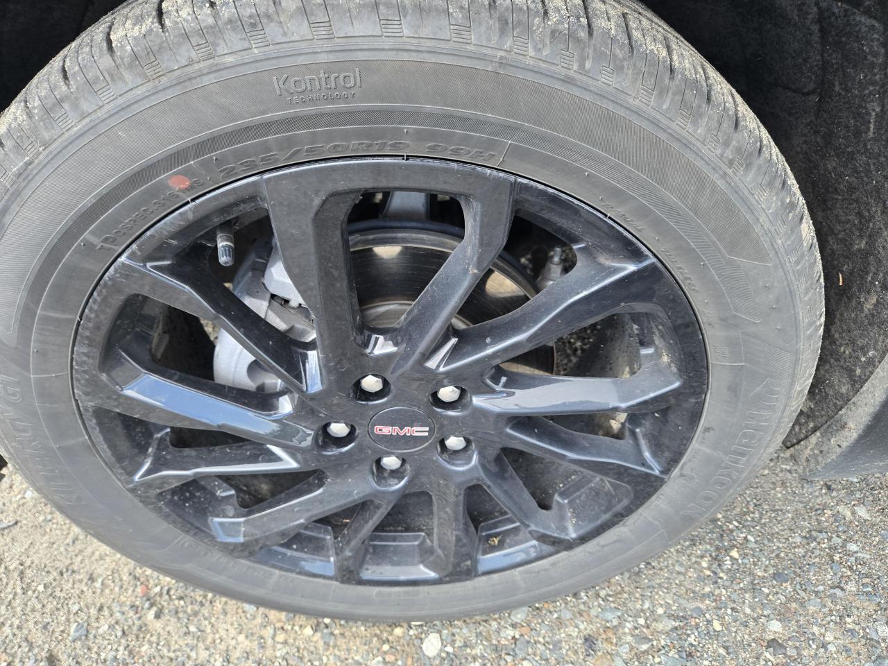 2024 GMC Terrain SLE - Photo #24