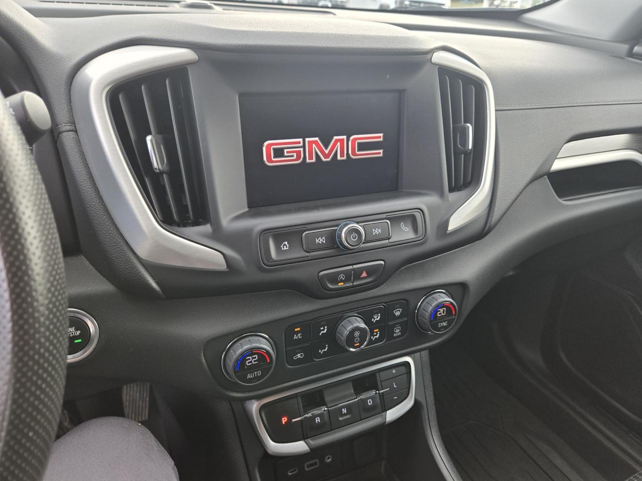 2024 GMC Terrain SLE - Photo #12