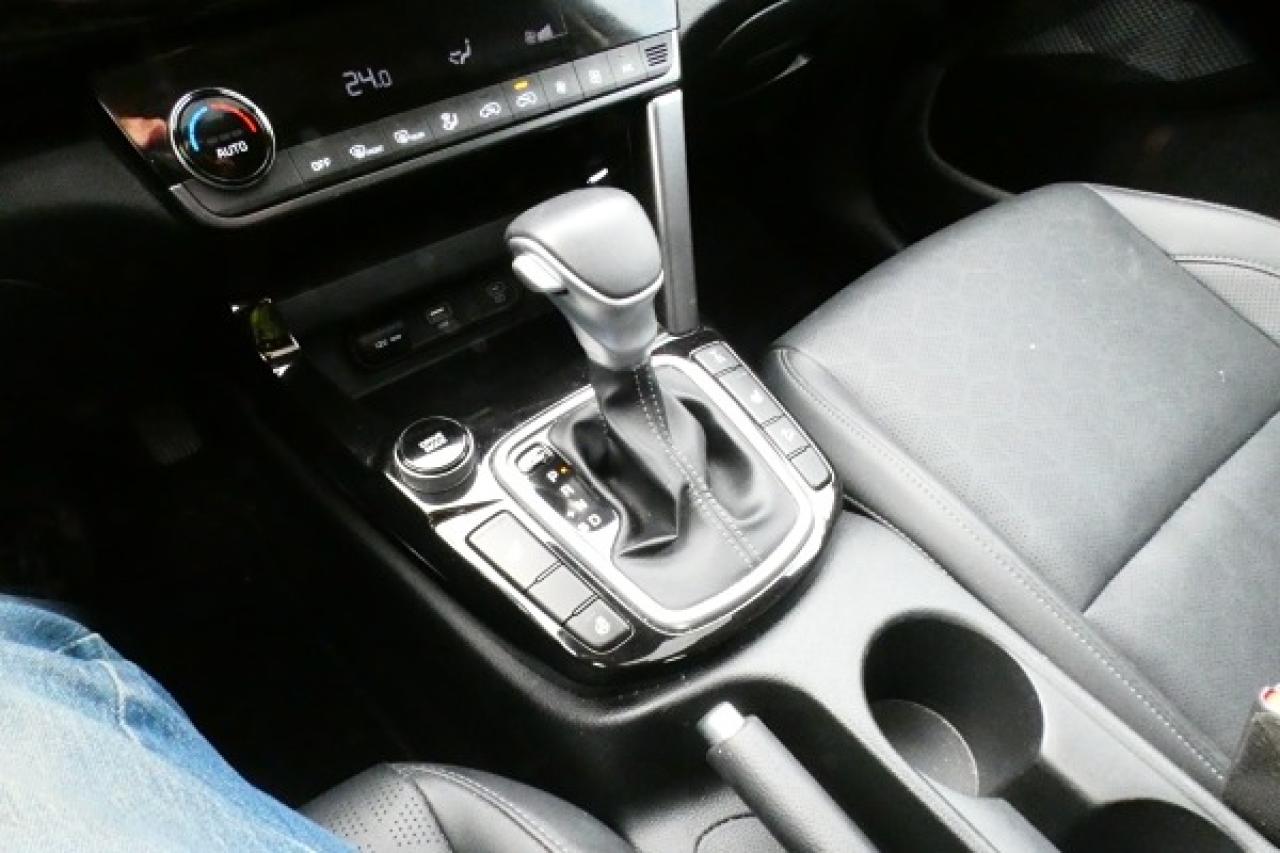 2024 Kia Seltos EX AWD w/Htd Leather, Htd wheel, S/R, BUC - Photo #16