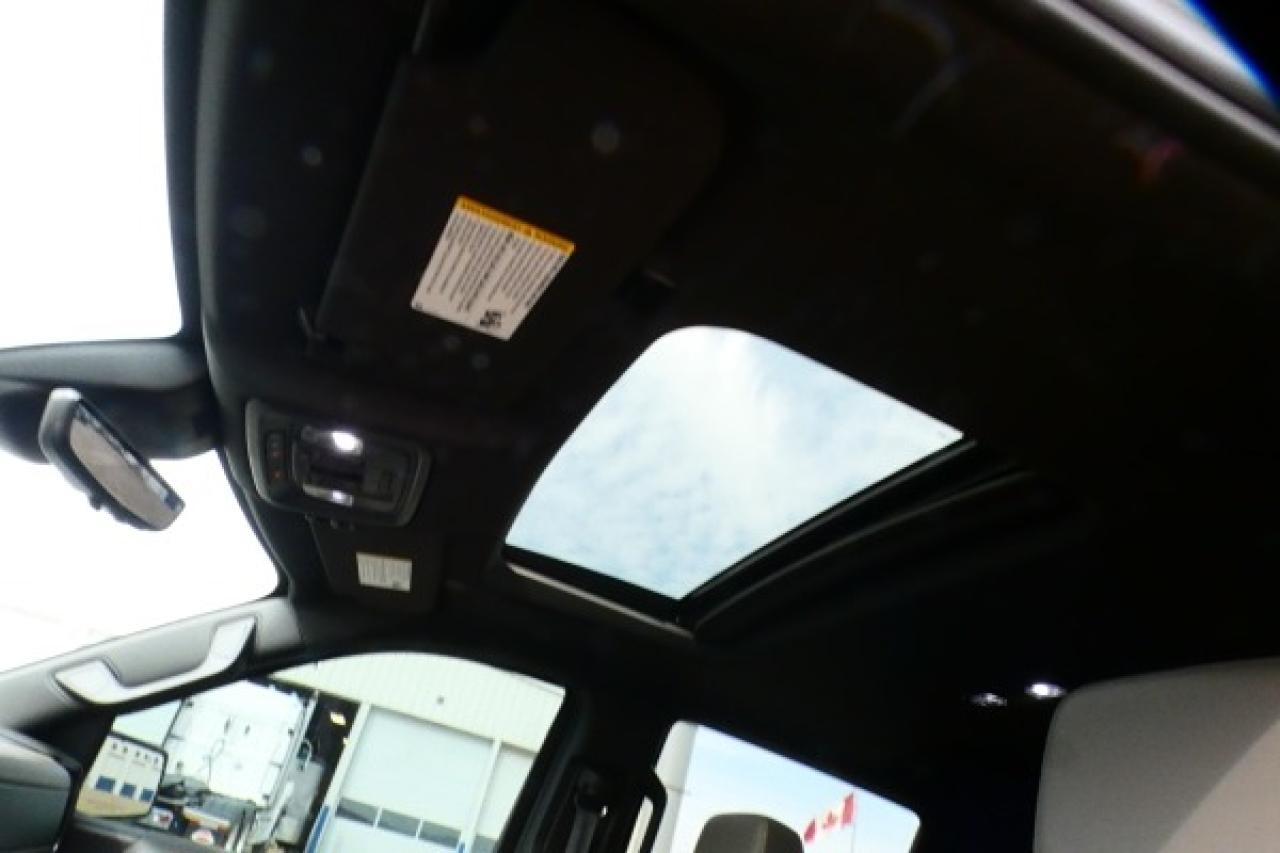 2024 Chevrolet Silverado 1500 ZR2 DURA DSL w/H&C L, S/R, Nav ready, RVM+BUC, HUD - Photo #19