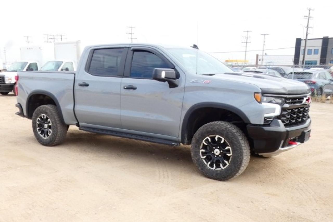 2024 Chevrolet Silverado 1500 ZR2 DURA DSL w/H&C L, S/R, Nav ready, RVM+BUC, HUD - Photo #4