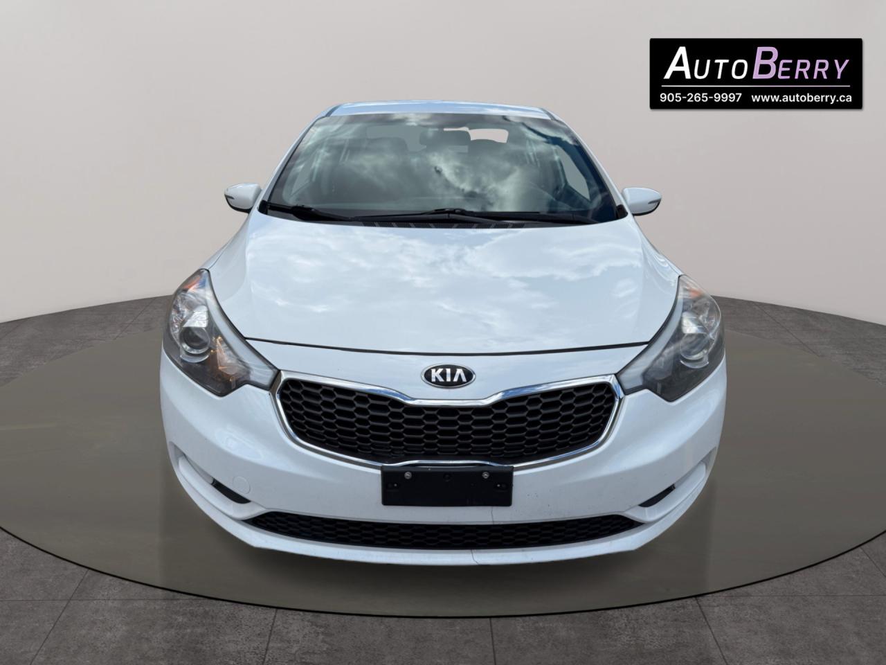 2014 Kia Forte 4dr Sdn LX Photo2