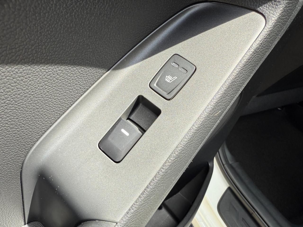 2014 Kia Forte 4dr Sdn LX Photo