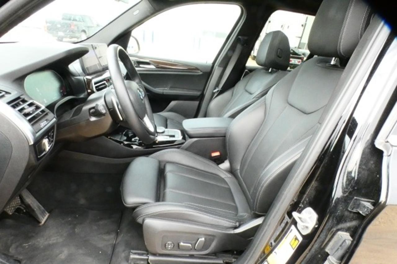 2024 BMW X3 xDrive30i w/Htd Leather, pano S/R, NAV, BUC - Photo #11