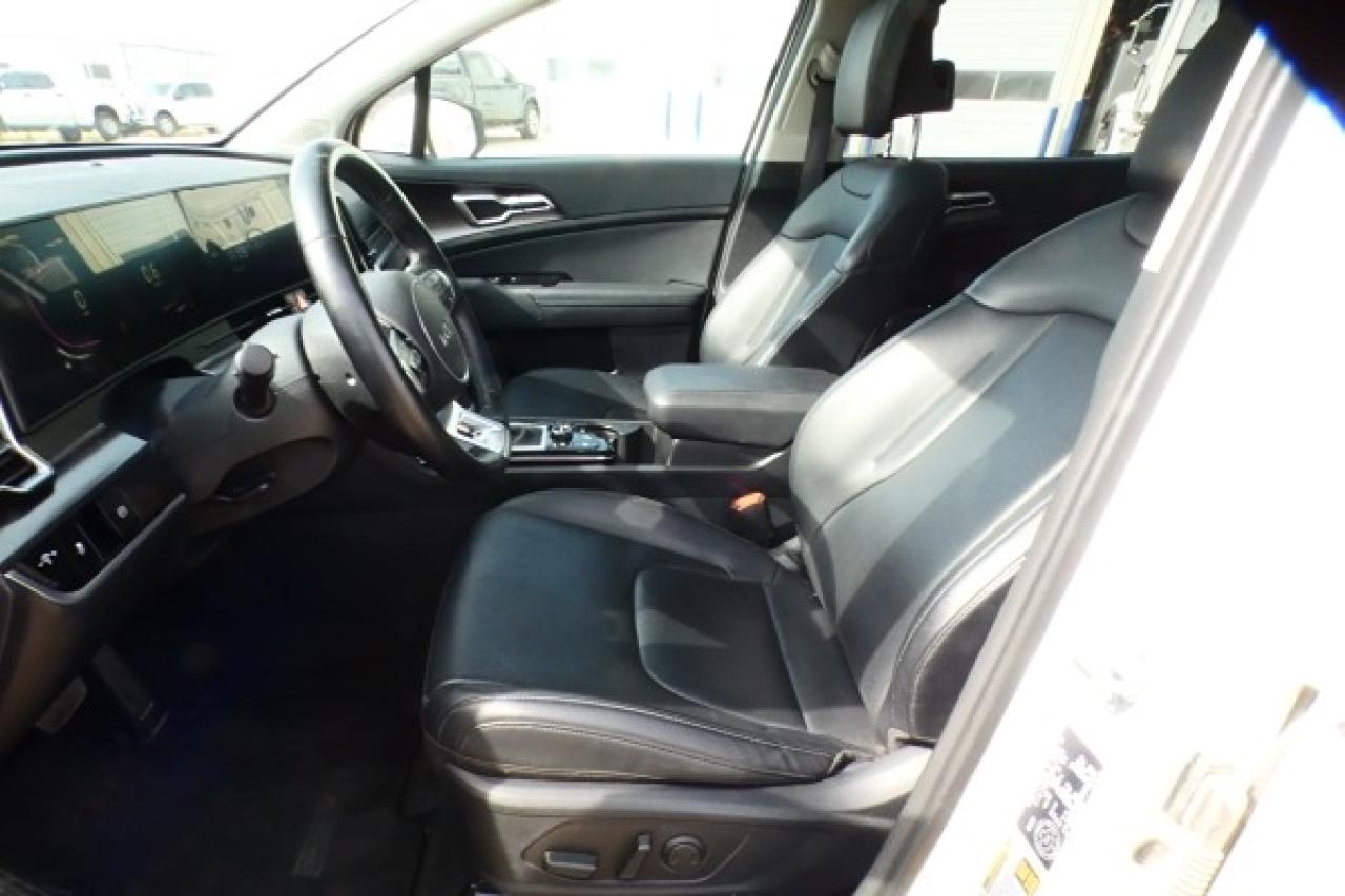 2024 Kia Sportage EX AWD w/Htd Leather, pano S/R, NAV, BUC - Photo #11