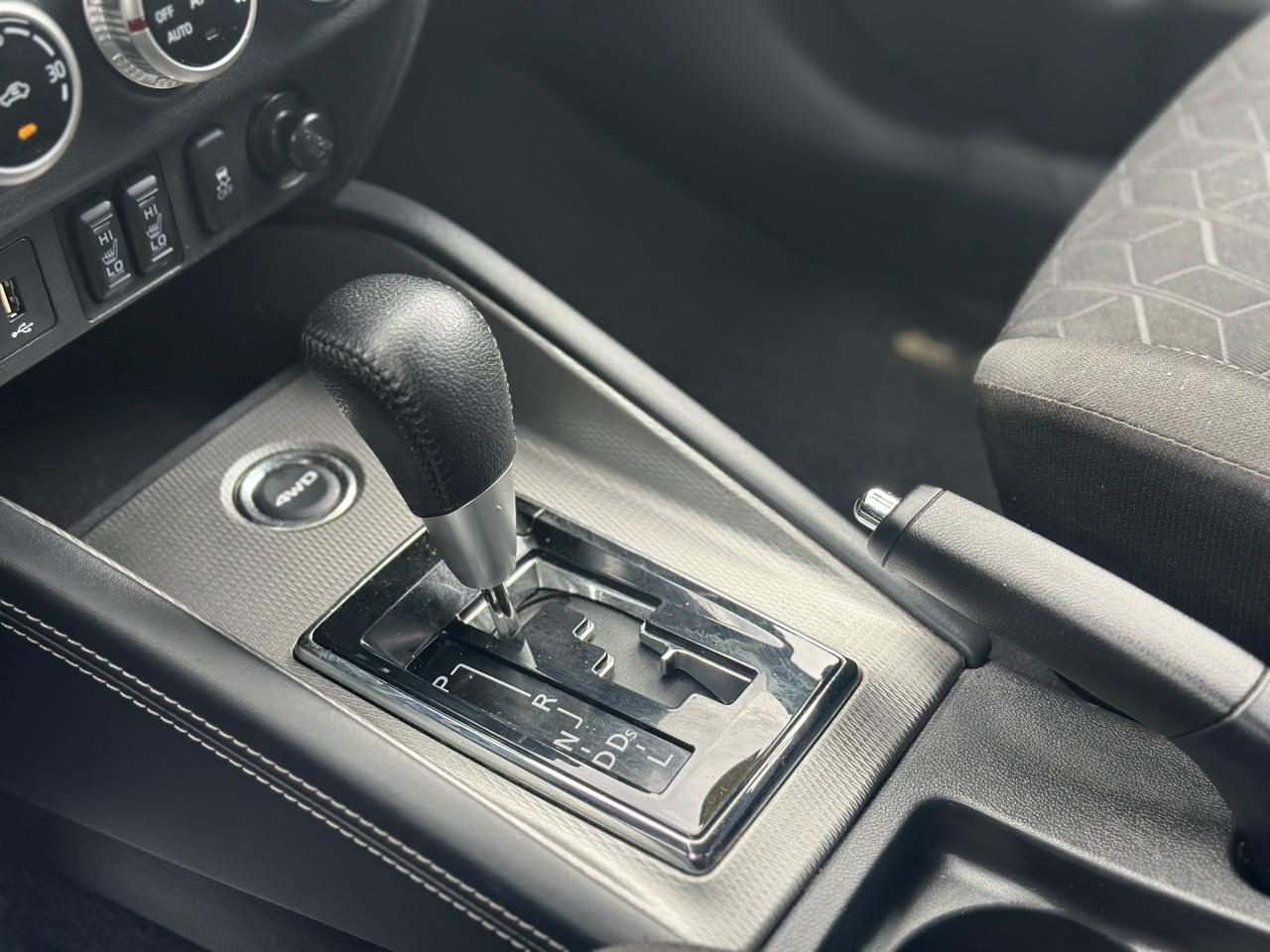 2020 Mitsubishi RVR SE AWD W/ALL NEW BRAKES!! Photo5