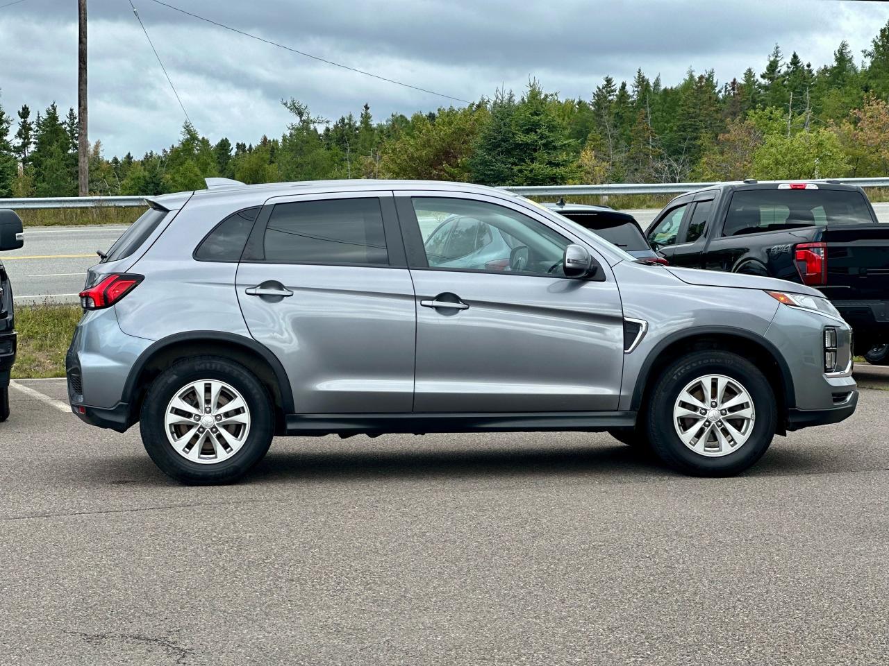 2020 Mitsubishi RVR SE AWD W/ALL NEW BRAKES!! Photo5