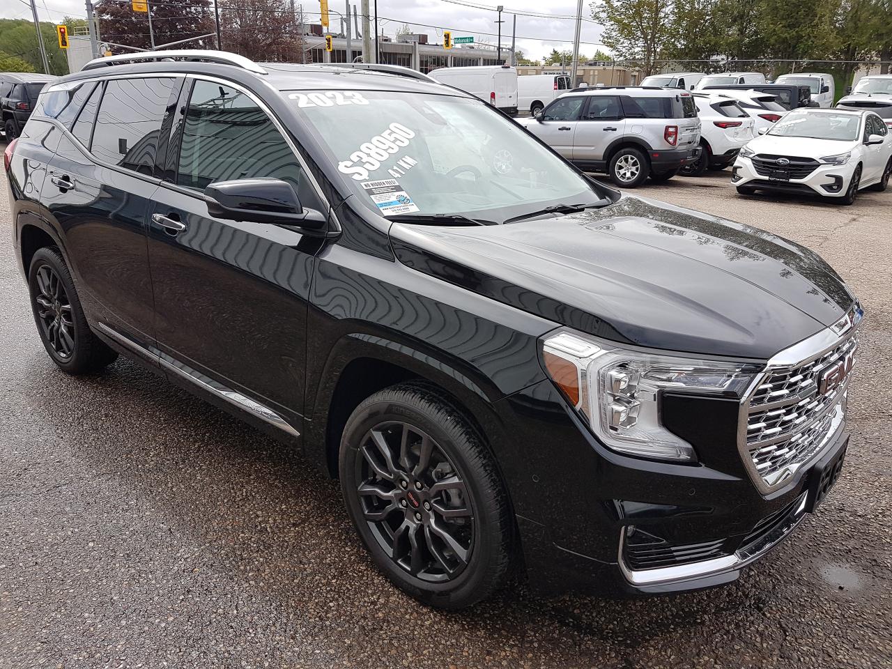 2023 GMC Terrain DENALI *LEATHER-SUNROOF-NAVIGATION* Photo