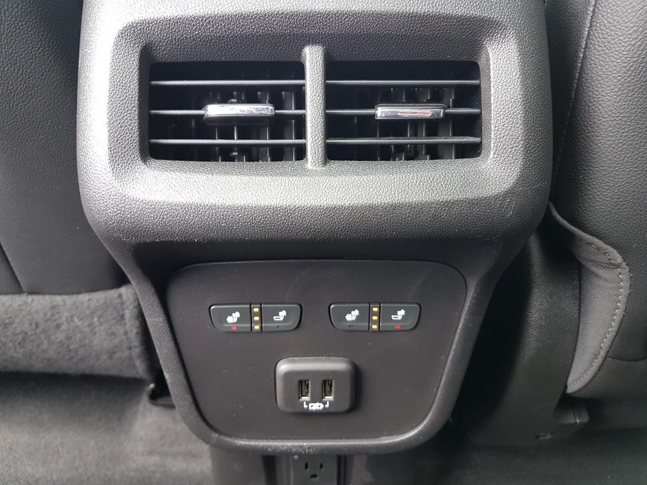 2023 GMC Terrain DENALI *LEATHER-SUNROOF-NAVIGATION* Photo