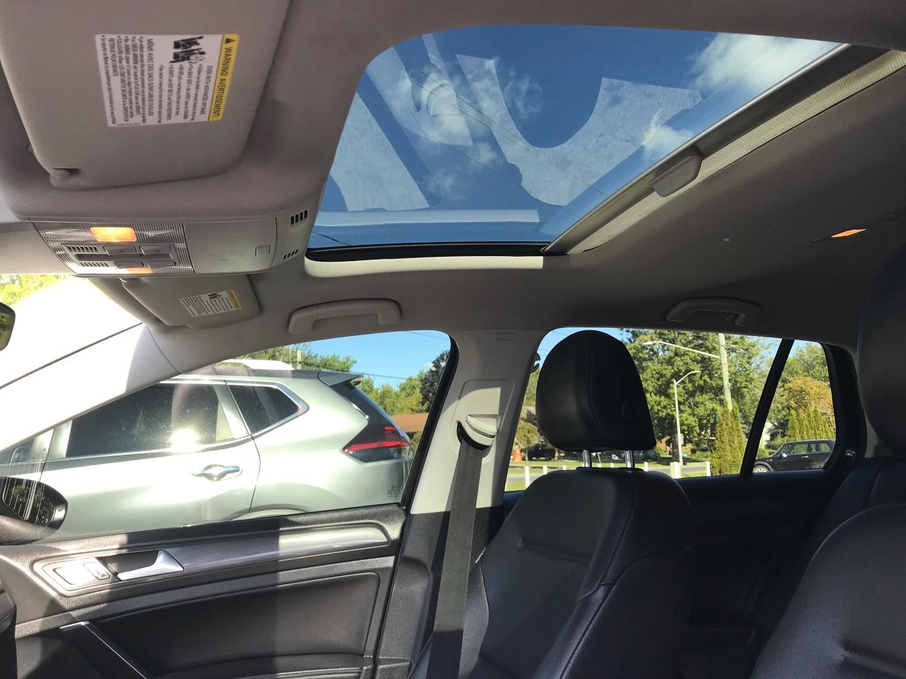 2021 Volkswagen Golf Highline 5-door Auto Photo