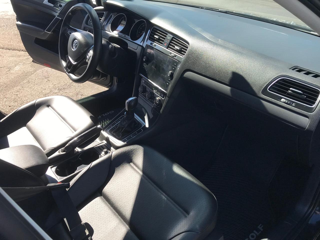 2021 Volkswagen Golf Highline 5-door Auto Photo