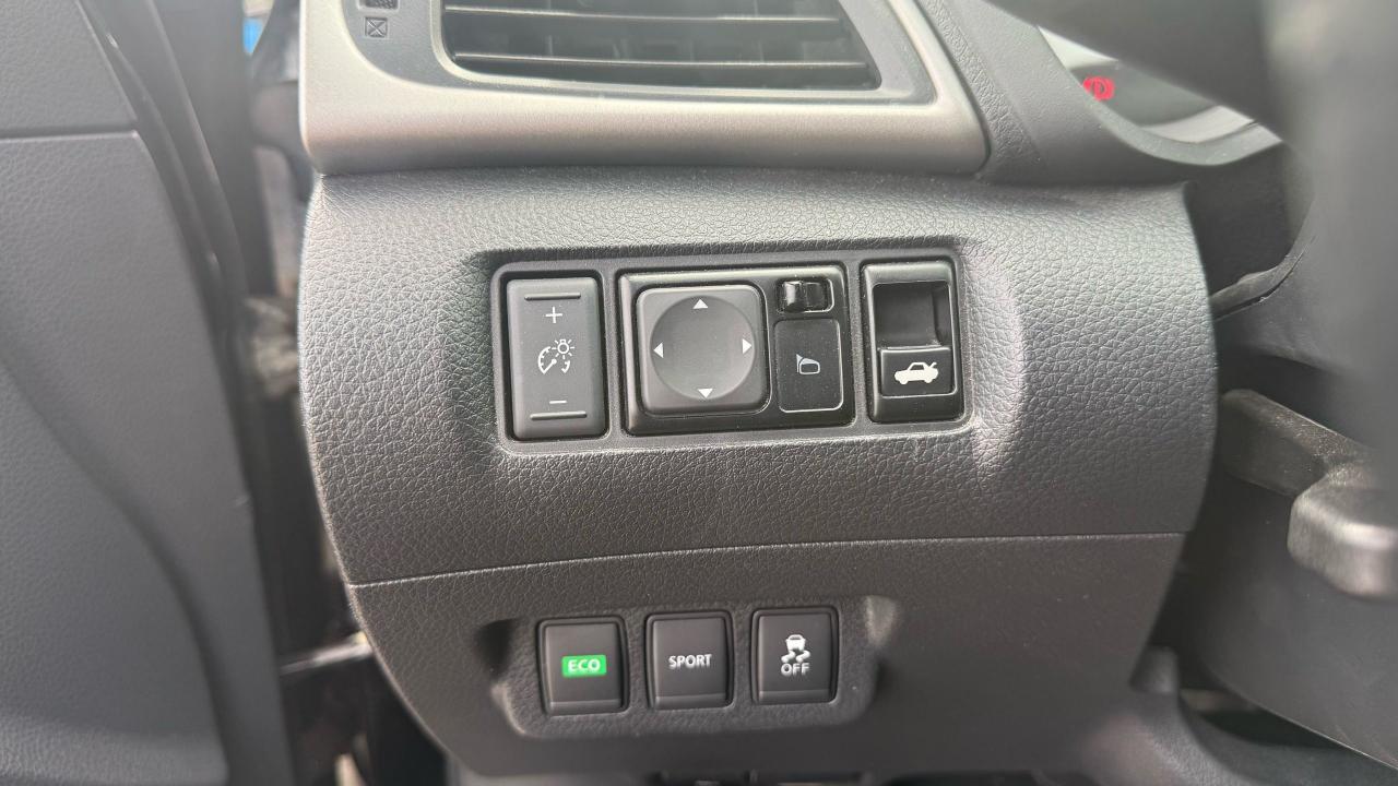 2015 Nissan Sentra SV - Photo #15