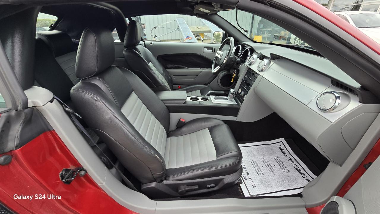2008 Ford Mustang GT - Photo #11