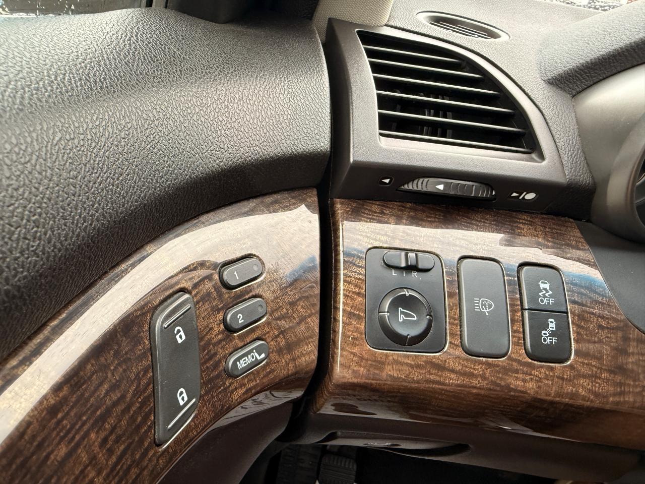 2012 Acura MDX AWD 4dr Tech Pkg - Photo #32