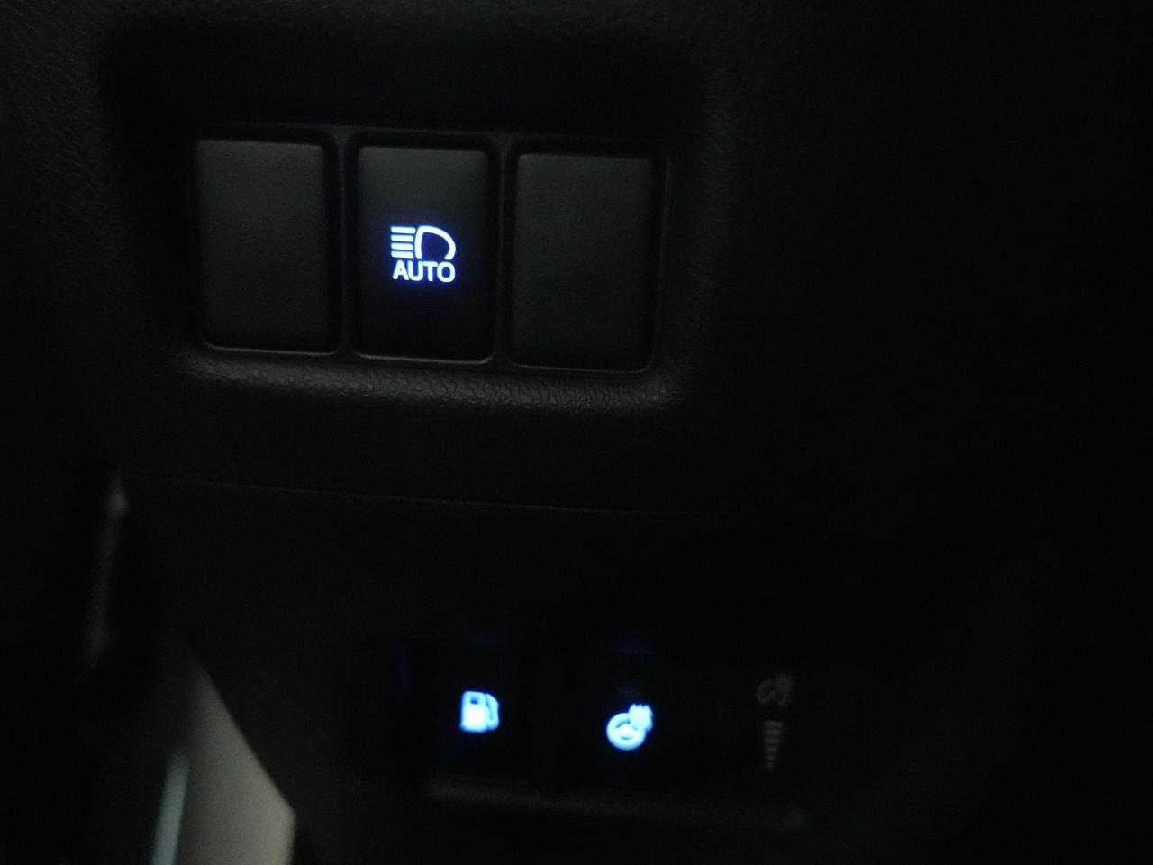 2021 Toyota C-HR XLE PREMIUM | ACC | BSM | Heated Seats | CarPlay