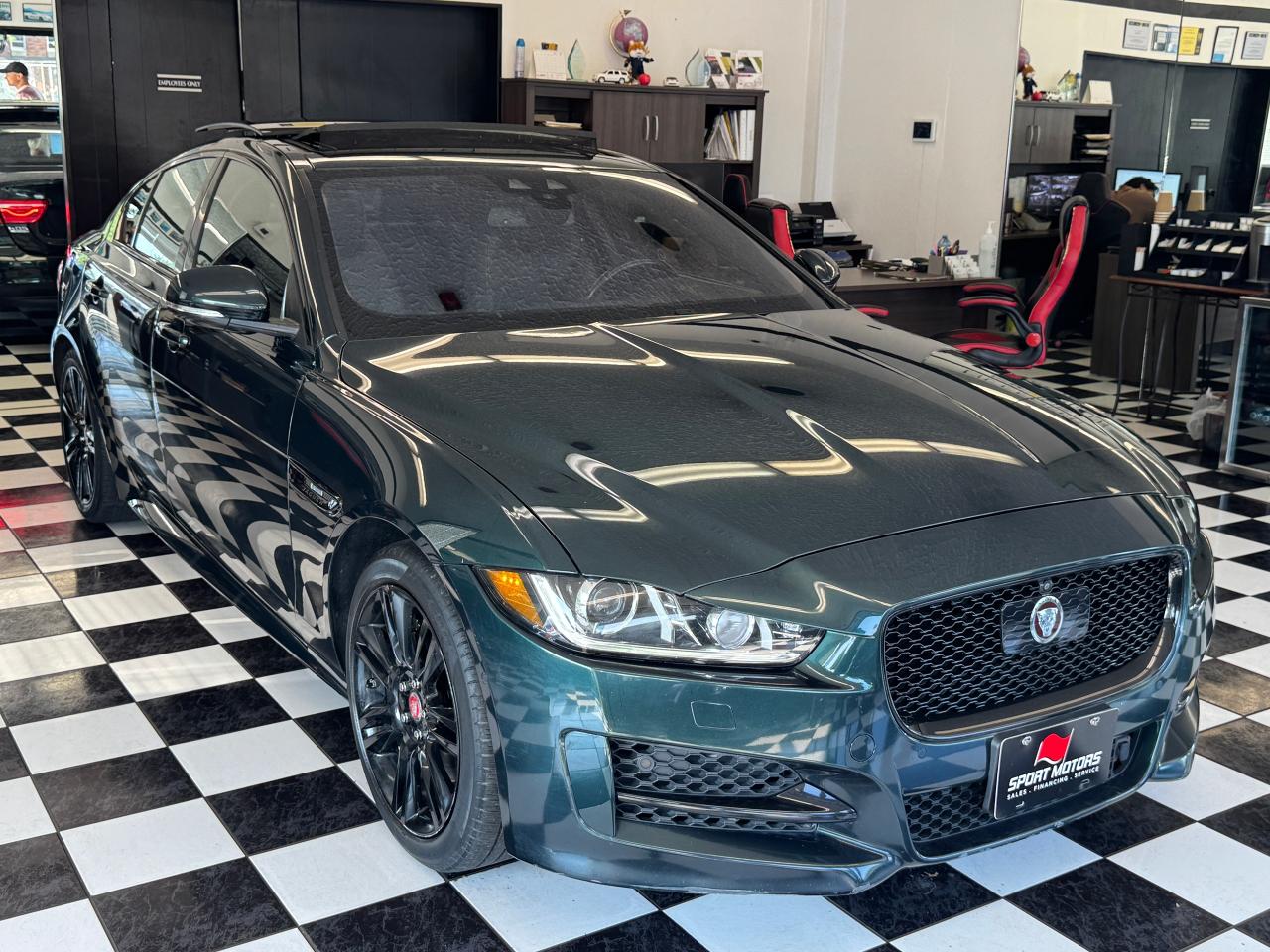 2017 Jaguar XE R-Sport+New Tires+Adaptive Cruise+LKA+CLEAN CARFAX - Photo #12