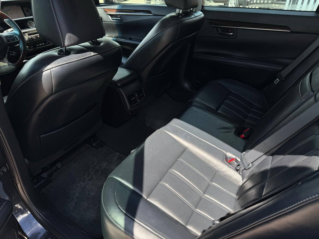 2016 Lexus ES 350 Navigation | Backup Camera | Sunroof - Photo #10