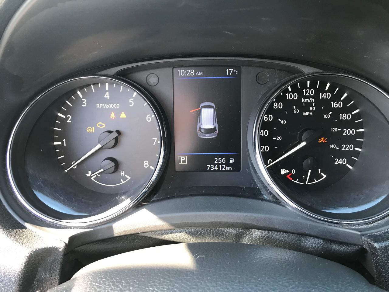 2020 Nissan Rogue SV Photo