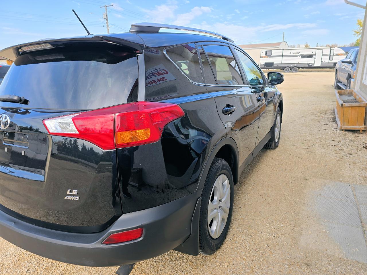 2015 Toyota RAV4 LE - Photo #20