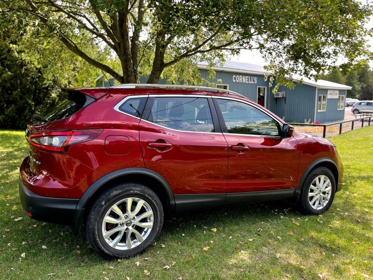 2021 Nissan Qashqai SV - Photo #4