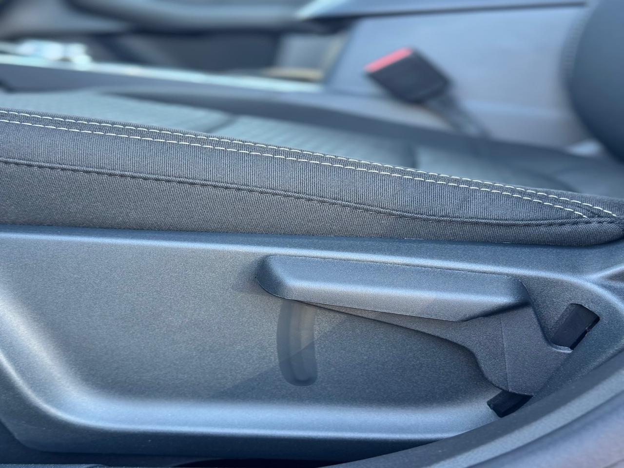 2025 Ford Escape Active Photo