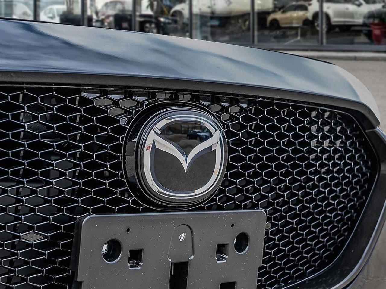 2025 Mazda MAZDA3 Sport GS Auto FWD Photo