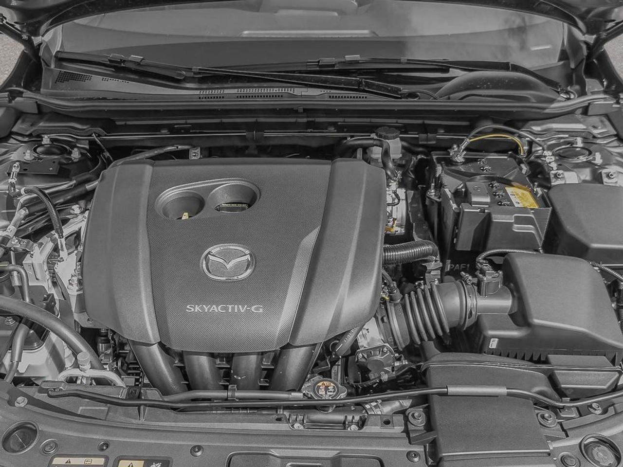 2025 Mazda MAZDA3 Sport GS Auto FWD Photo