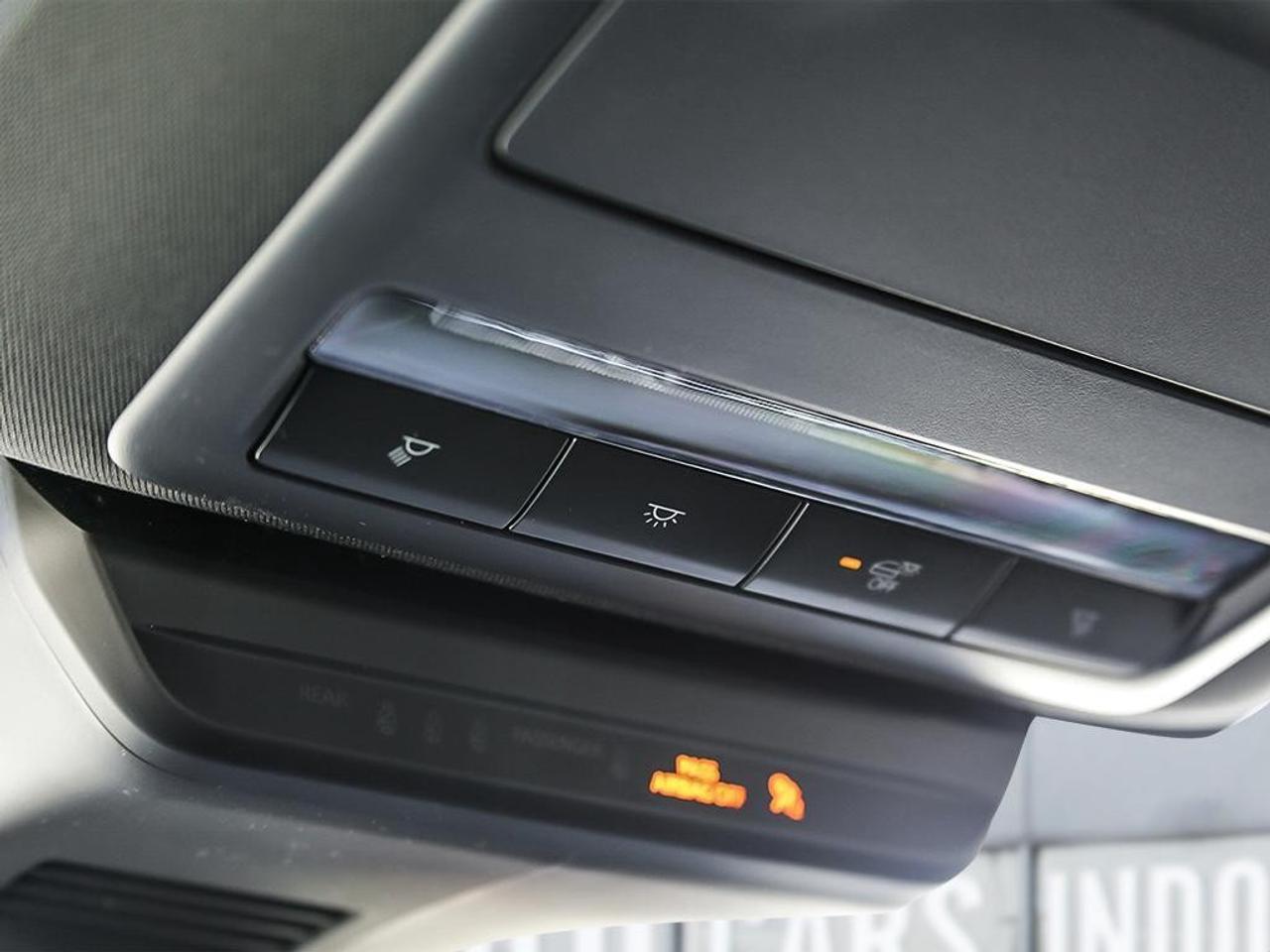 2025 Mazda MAZDA3 Sport GS Auto FWD Photo