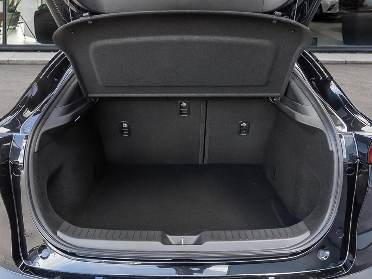 2025 Mazda CX-30 GS AWD Photo