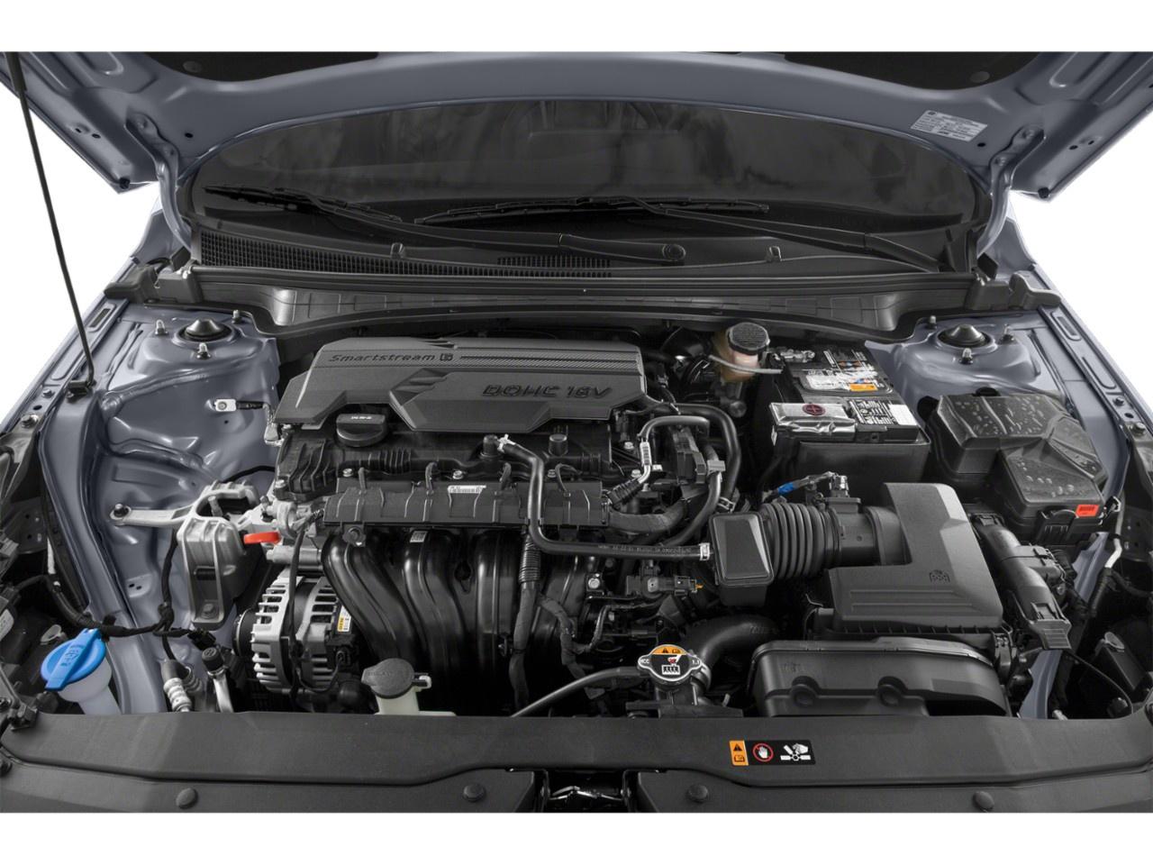 2023 Hyundai Elantra Luxury IVT Photo