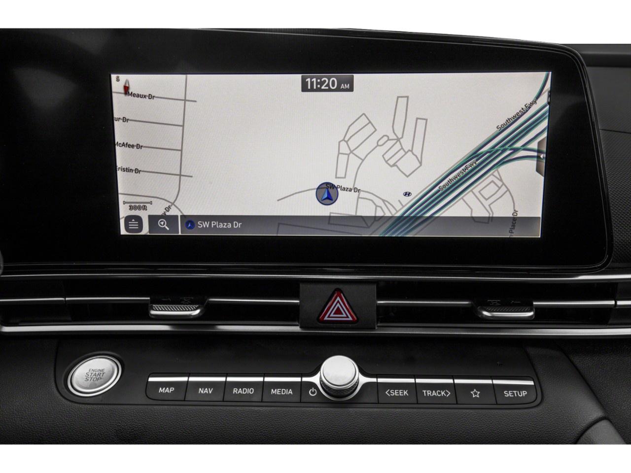 2023 Hyundai Elantra Luxury IVT Photo