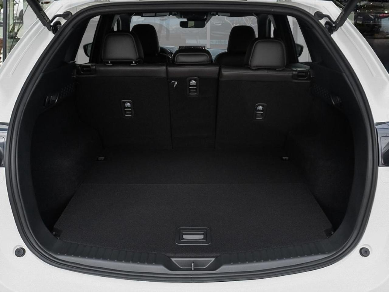 2025 Mazda CX-5 Signature AWD Photo