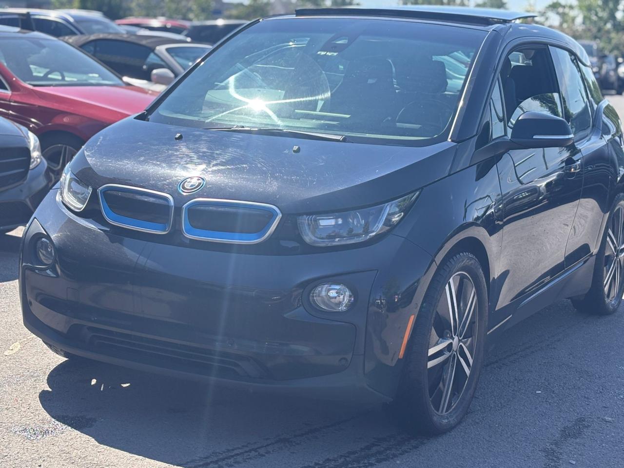 2017 BMW i3  - Photo #6