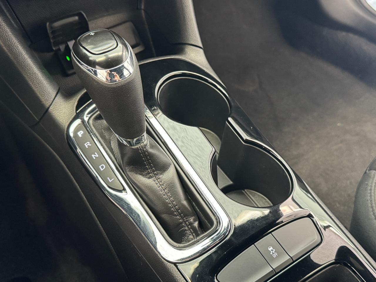 2018 Chevrolet Cruze Premier+Leather+ApplePlay+Remote Start+A/C - Photo #33
