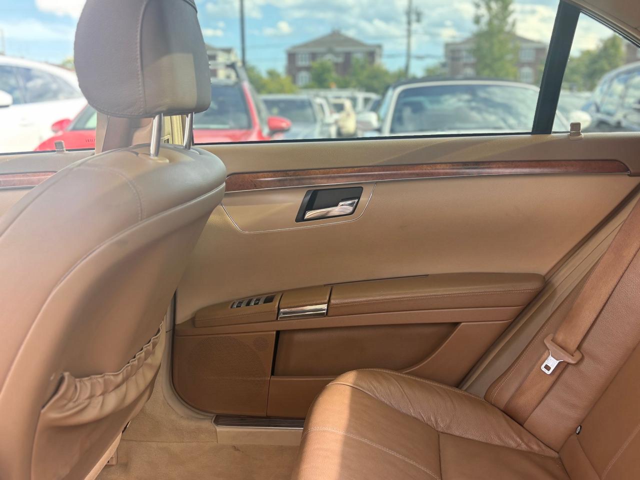 2007 Mercedes-Benz S-Class V8 - Photo #17