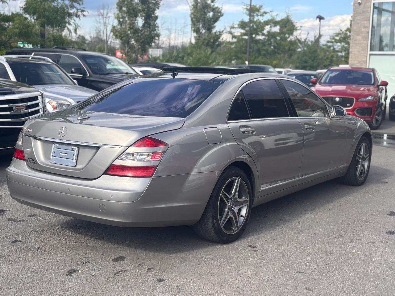 2007 Mercedes-Benz S-Class V8 - Photo #4