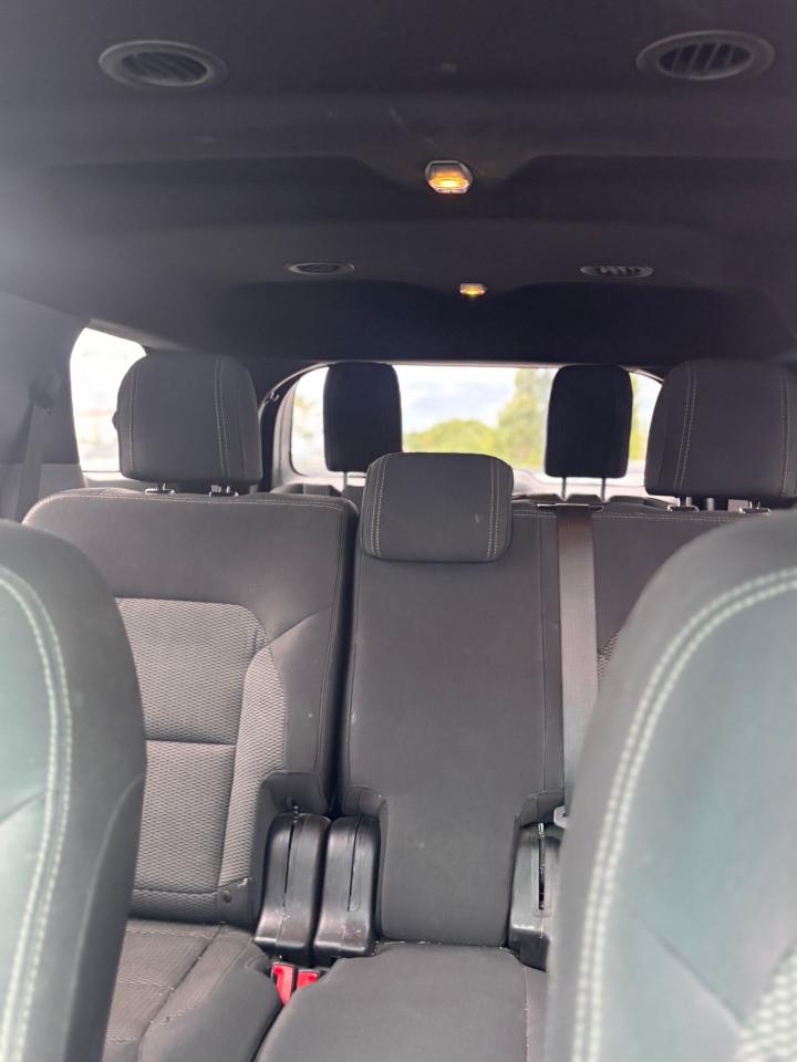 2017 Ford Explorer XLT - Photo #14