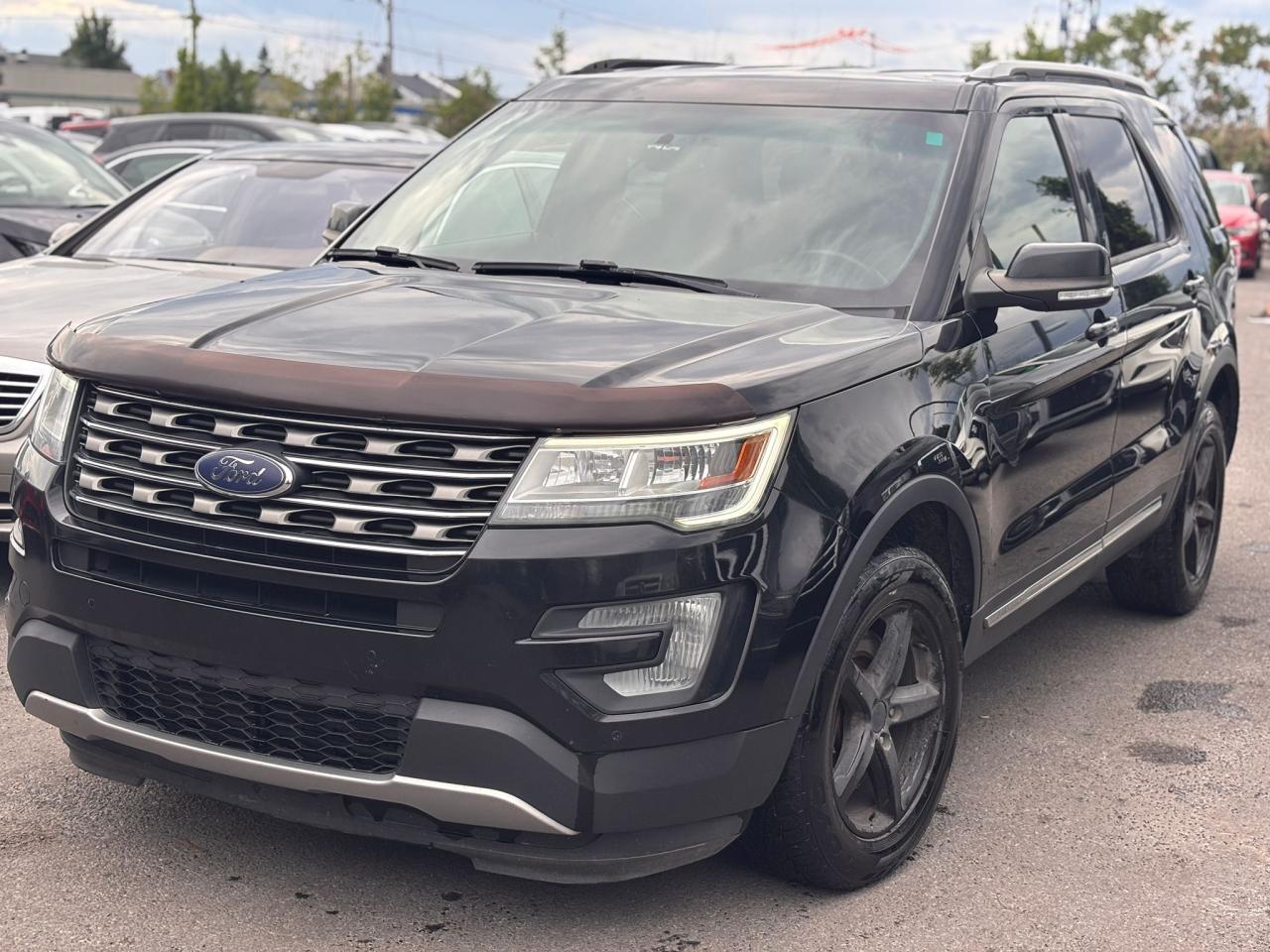 2017 Ford Explorer XLT - Photo #4