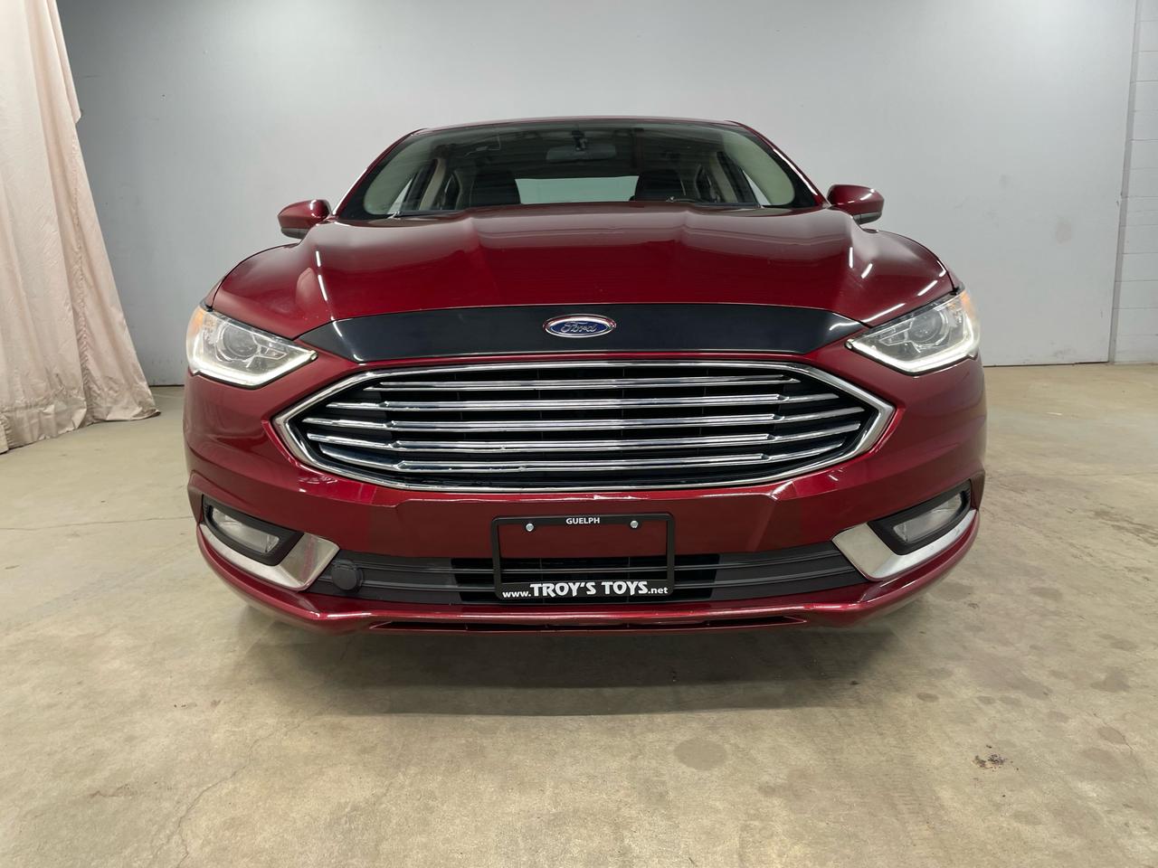 2018 Ford Fusion SE | LEATHER | POWER FRONT SEATS | HEATED SEATS Photo