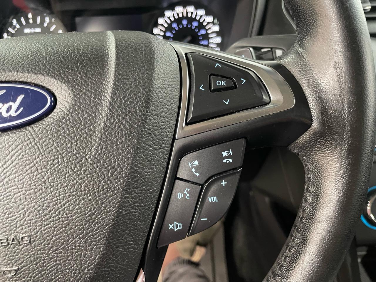 2018 Ford Fusion SE | LEATHER | POWER FRONT SEATS | HEATED SEATS Photo